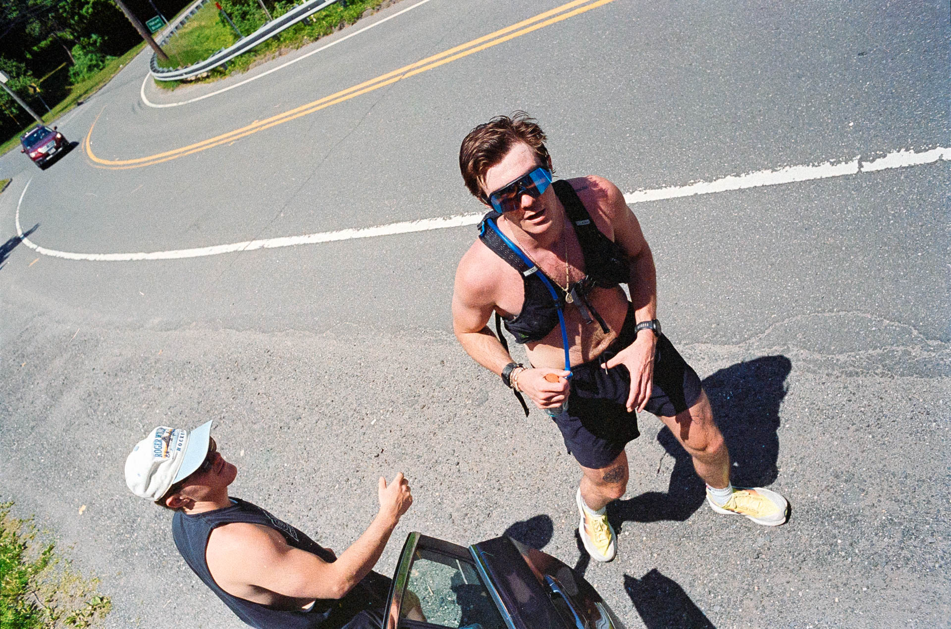 Runner checking in with support crew